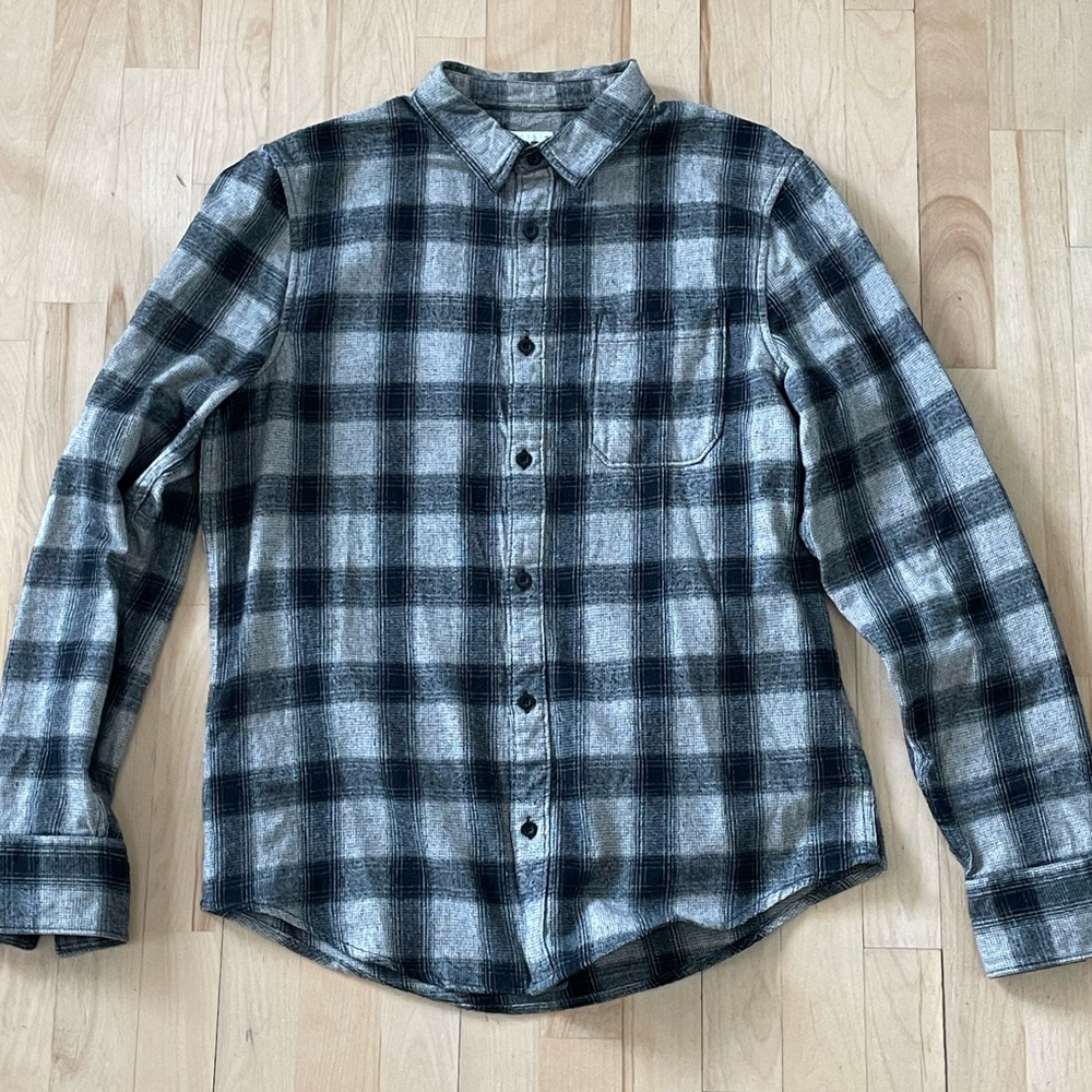 Men's Black White & Grey Flannel Abound Medium Plaid Button-Down Shirt